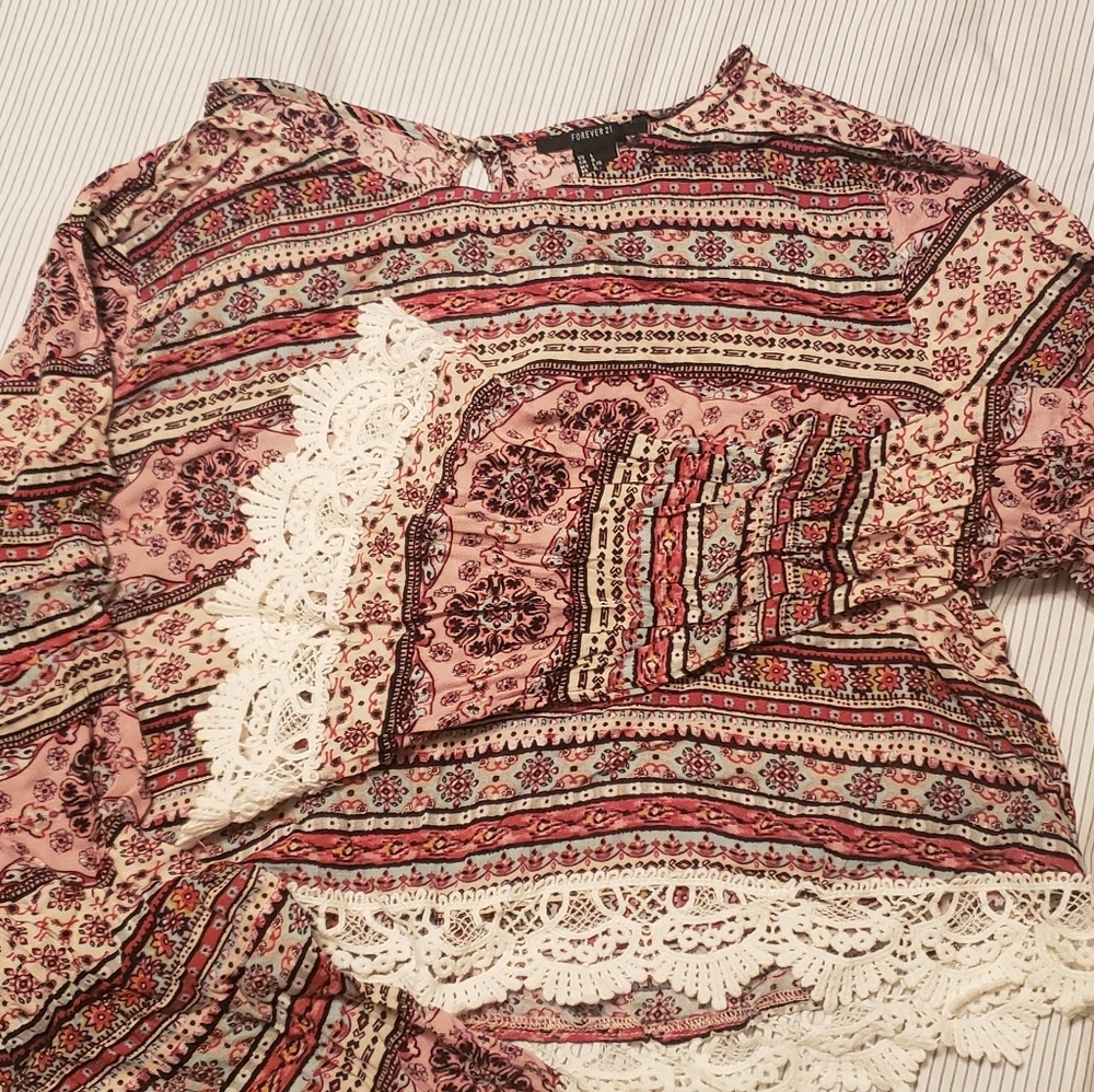 5/$30 Forever 21 gypsy crop top